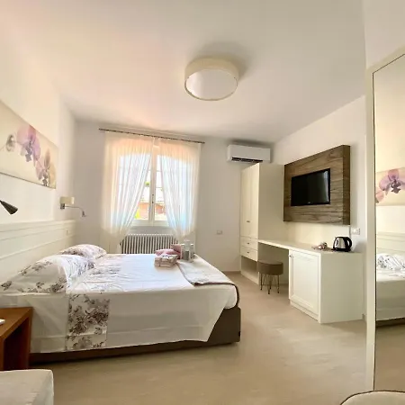 Bellaisa Bed and Breakfast Camaiore