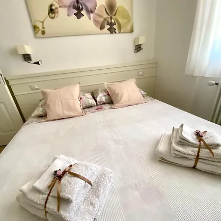 Bed and Breakfast Bellaisa Camaiore